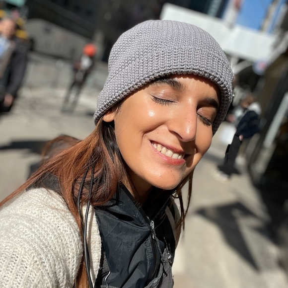 Meet your Posher, Maria - Picture 3 of 3